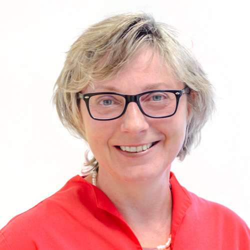 Dr. Martina Kuhnt